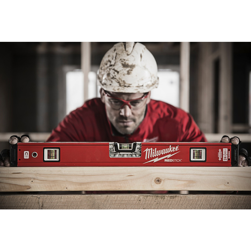 VATTENPASS BACKBONE 60CM BACKBONET helt i metall. Kraft