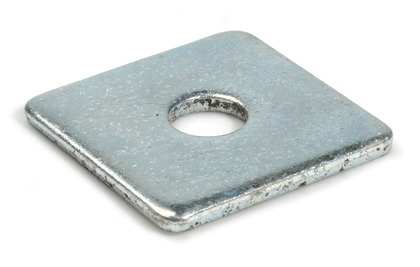 Bricka 4-kant fzb 9x25x3mm 100p ANS